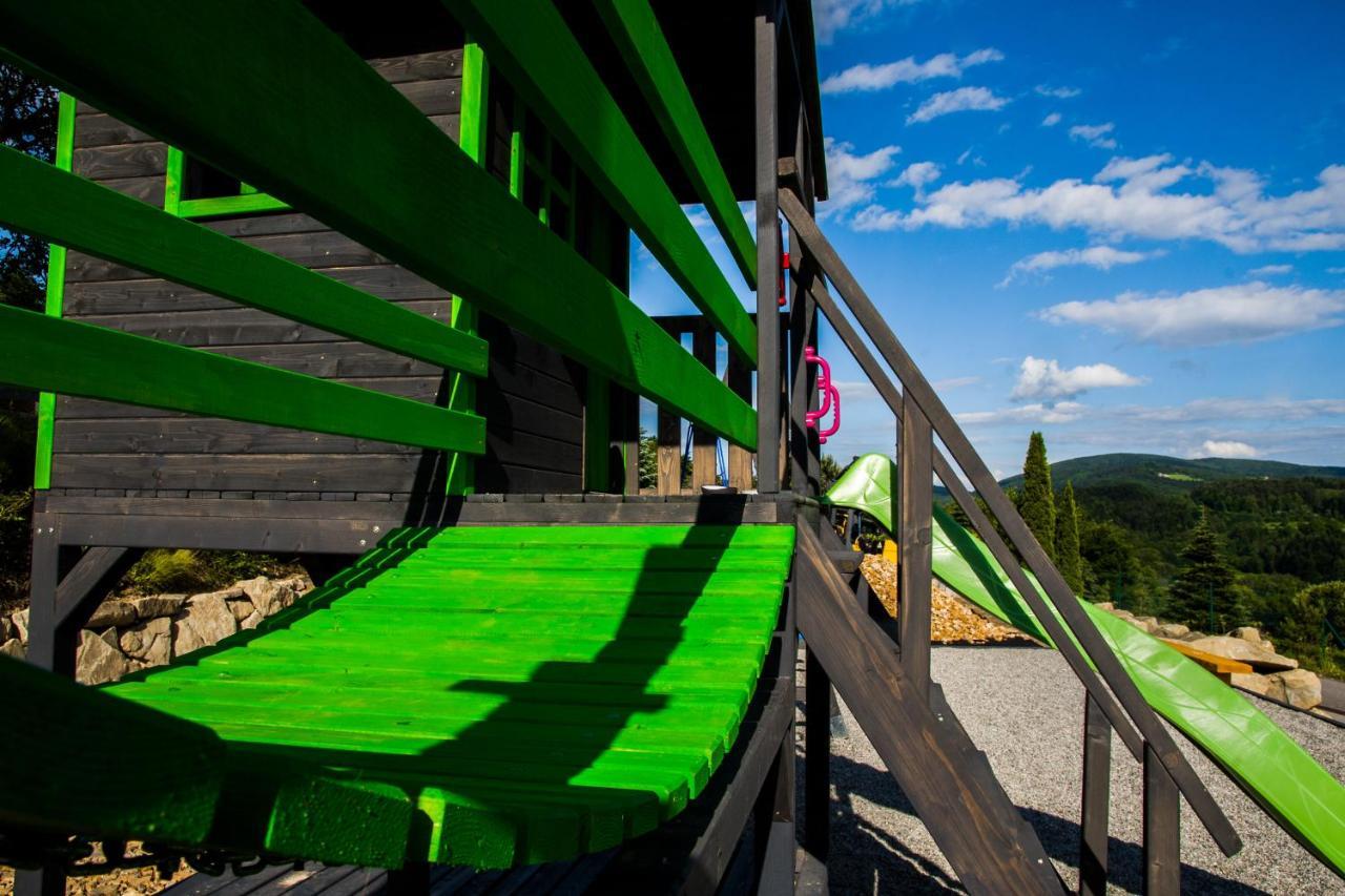 Drewniany W Gorach Jacuzzi & Balia - Osada Chelm Chalet