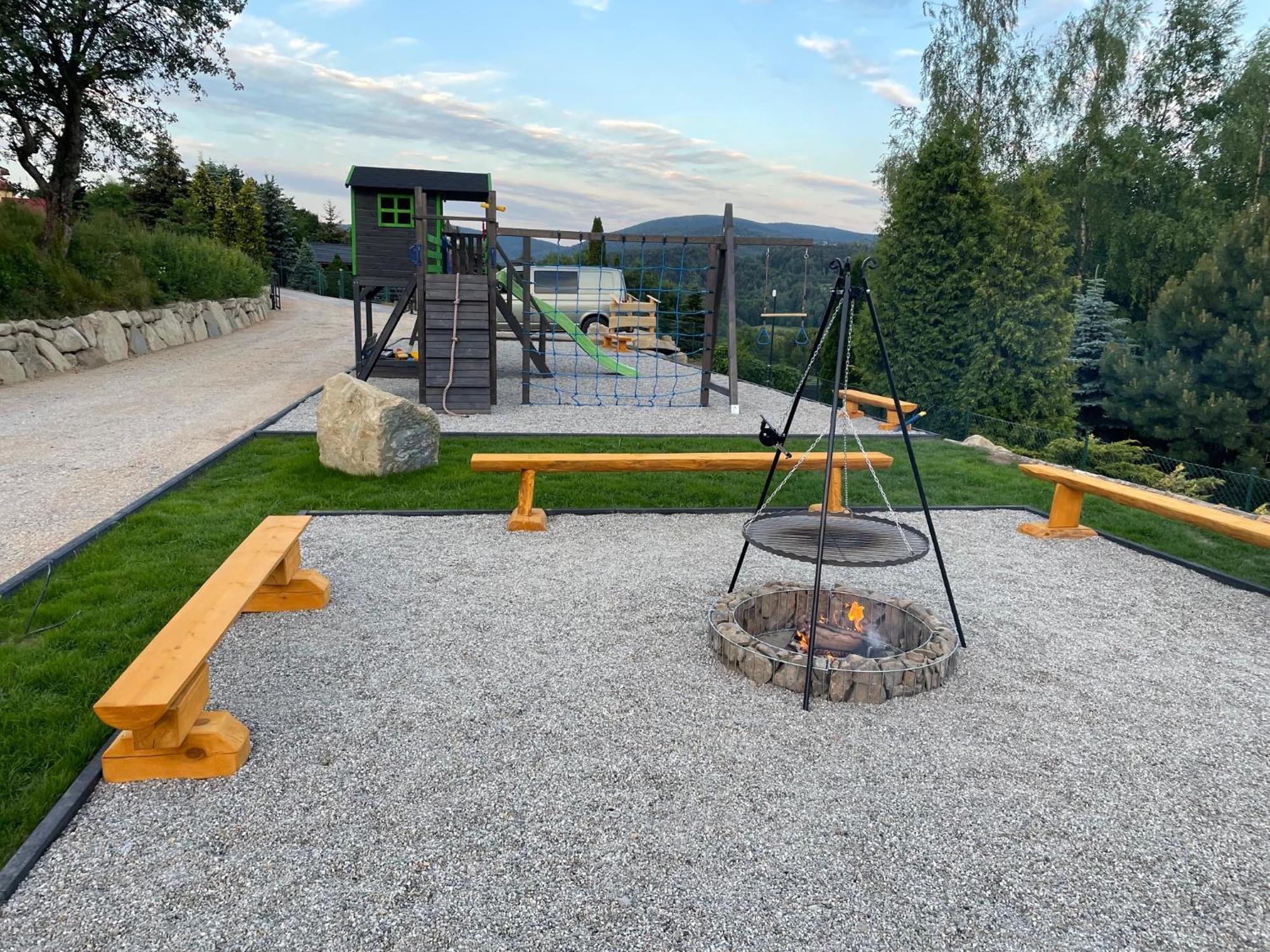 Chalet Drewniany W Gorach Jacuzzi & Balia - Osada Chelm *