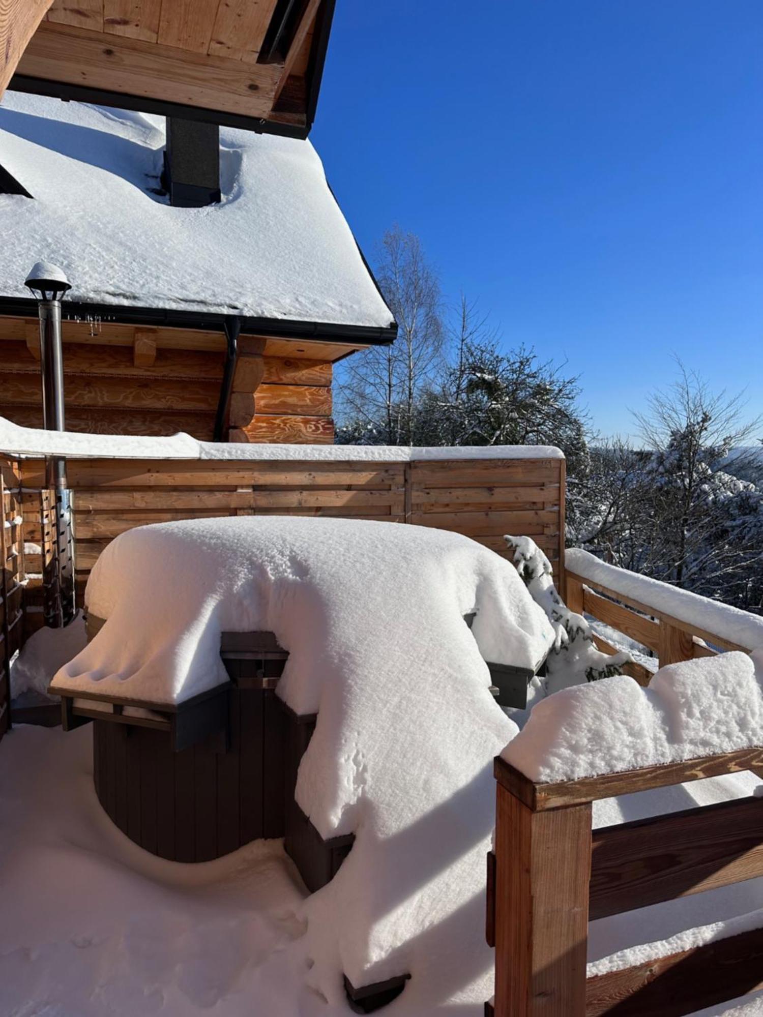 Drewniany W Gorach Jacuzzi & Balia - Osada Chelm Chalet *