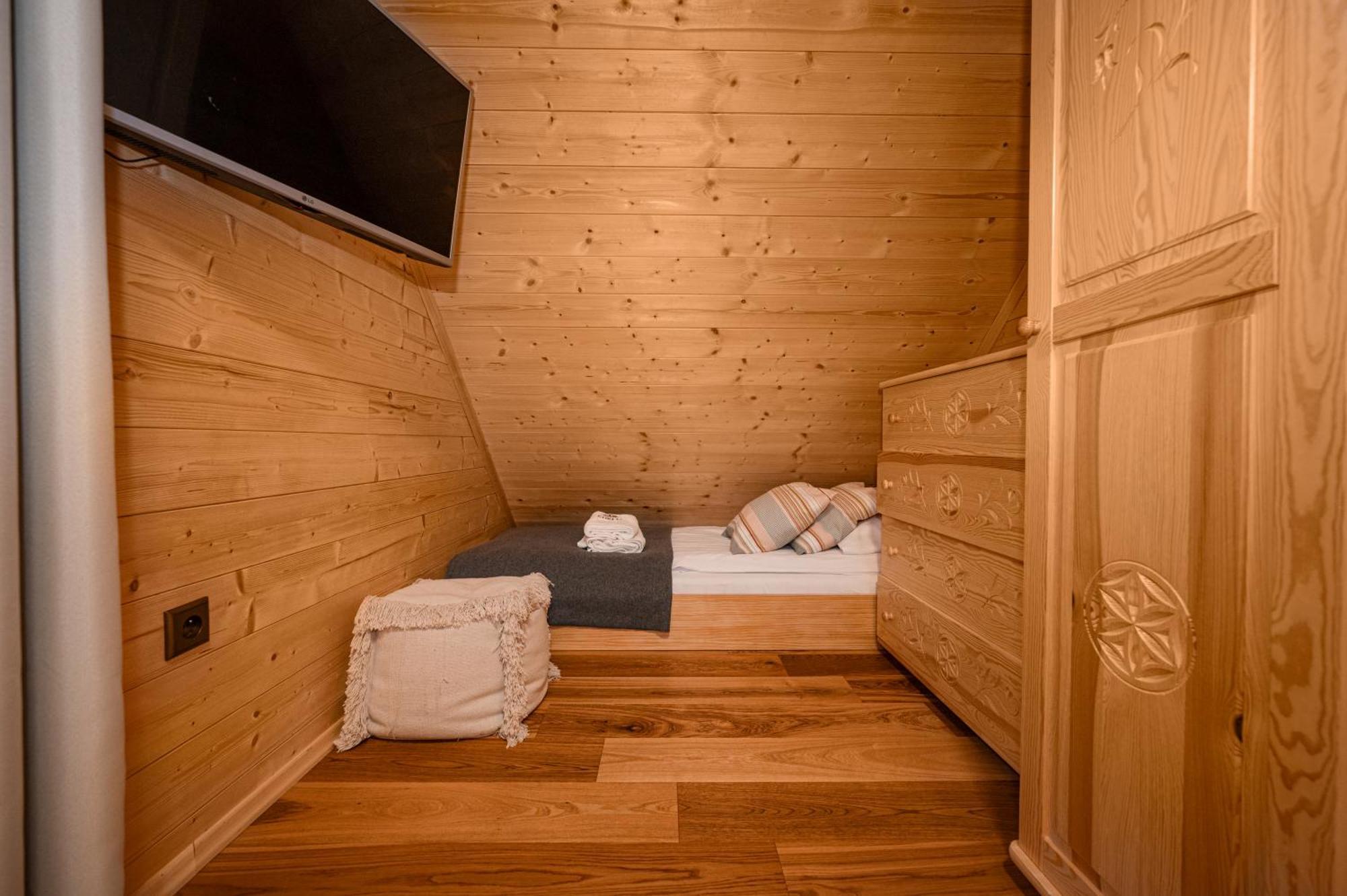 Chalet Drewniany W Gorach Jacuzzi & Balia - Osada Chelm *